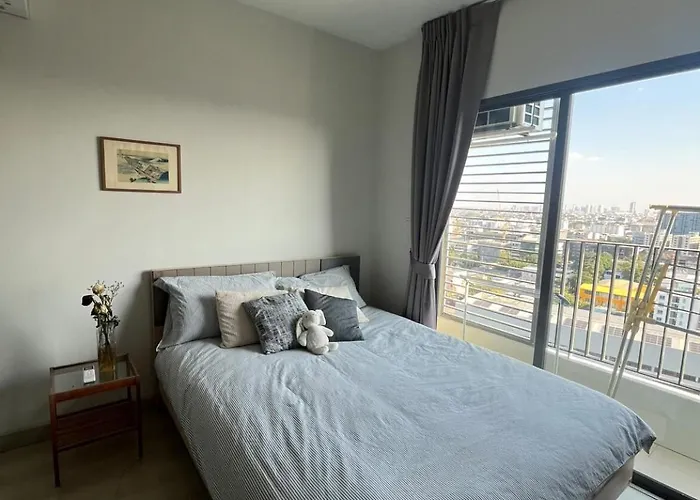 Cozy Japandi On Sukhumvit Апартаменты